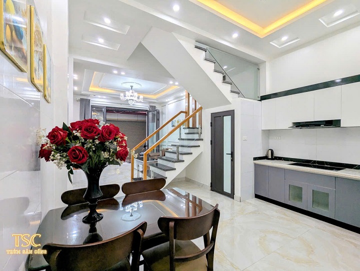 BÁN NHÀ NGÕ 302 VĂN CAO, ĐẰNG LÂM, HẢI AN, HẢI PHÒNG